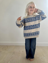 Indlæs billede til gallerivisning Opskrift på Porcelain Sweater Junior fra Le Knit / Lene Holme Samsøe