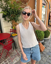 Indlæs billede til gallerivisning Opskrift på Alice Top fra PetiteKnit