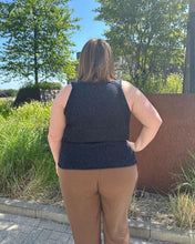 Indlæs billede til gallerivisning Opskrift på Alice Top fra PetiteKnit