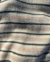 Indlæs billede til gallerivisning Opskrift på Amélie Tee fra PetiteKnit