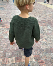 Indlæs billede til gallerivisning Opskrift på Ankers Trøje fra PetiteKnit