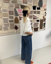 Indlæs billede til gallerivisning Opskrift på December Bow fra PetiteKnit