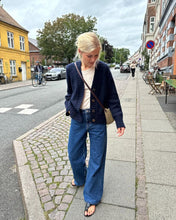 Indlæs billede til gallerivisning Opskrift på Eva Cardigan fra PetiteKnit