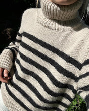 Indlæs billede til gallerivisning Opskrift på Lyon Sweater - Chunky Edition fra PetiteKnit
