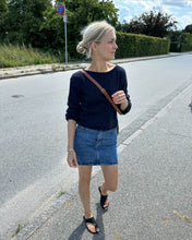 Indlæs billede til gallerivisning Opskrift på Sevilla Blouse fra PetiteKnit