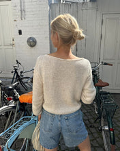 Indlæs billede til gallerivisning Opskrift på Sevilla Blouse fra PetiteKnit