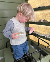 Indlæs billede til gallerivisning Opskrift på Storm Slipover Junior fra PetiteKnit