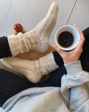 Indlæs billede til gallerivisning Opskrift på Sunday Socks fra PetiteKnit