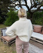 Indlæs billede til gallerivisning Opskrift på Weekend Sweater fra PetiteKnit