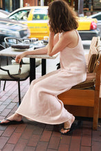 Indlæs billede til gallerivisning 2404-02 Minnie Dress fra Sandnes Garn