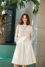 Indlæs billede til gallerivisning 2404-04 Mathea Sweater fra Sandnes Garn