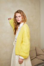 Indlæs billede til gallerivisning Sandnes Garn 2402-01 Facile Cardigan