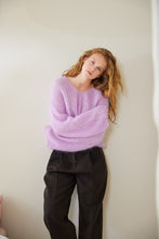 Indlæs billede til gallerivisning Sandnes Garn 2402-04 Facile Sweater