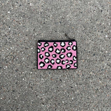 Indlæs billede til gallerivisning Statement Pung lyserød (10,5 x 14,5 cm) fra Pomp Stitch