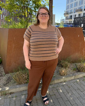 Indlæs billede til gallerivisning Ida Tee