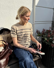 Indlæs billede til gallerivisning Ida Tee