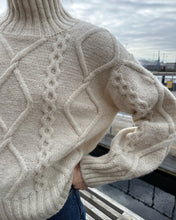 Indlæs billede til gallerivisning Saga Sweater