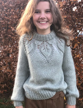 Indlæs billede til gallerivisning Opskrift på Chunky Dahlia Junior fra Le Knit