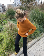 Indlæs billede til gallerivisning Opskrift på Alfreds Trøje Junior fra PetiteKnit