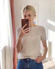 Indlæs billede til gallerivisning Opskrift på Ankers Sommerbluse fra PetiteKnit