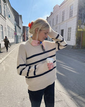 Indlæs billede til gallerivisning Opskrift på Marseille Sweater fra PetiteKnit