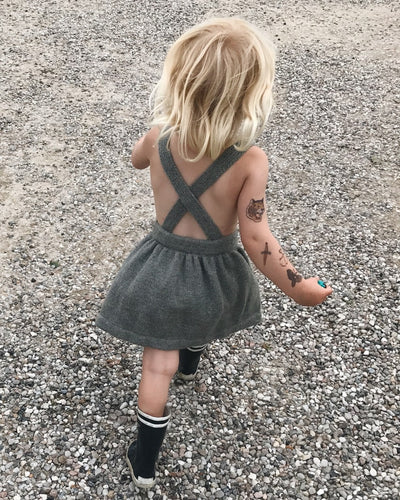 Opskrift på Noras Nederdel fra PetiteKnit