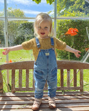 Indlæs billede til gallerivisning Opskrift på Rigmors Sommerbluse fra PetiteKnit