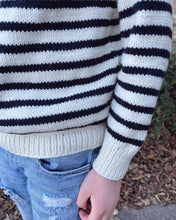 Indlæs billede til gallerivisning Opskrift på Seaside Sweater Junior fra PetiteKnit