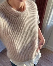 Indlæs billede til gallerivisning Opskrift på September Slipover fra PetiteKnit