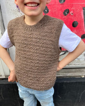 Indlæs billede til gallerivisning Opskrift på Sille Slipover Mini fra PetiteKnit