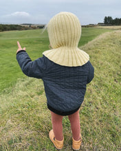 Indlæs billede til gallerivisning Opskrift på Sunday Balaclava fra PetiteKnit