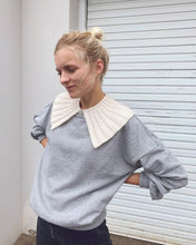 Indlæs billede til gallerivisning Opskrift på Sunday Collar fra PetiteKnit