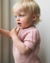 Indlæs billede til gallerivisning Opskrift på Sunday Tee Mini fra PetiteKnit