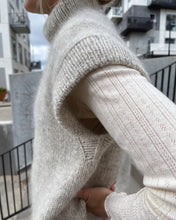 Indlæs billede til gallerivisning Opskrift på Weekend Slipover fra PetiteKnit