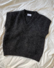 Indlæs billede til gallerivisning Opskrift på Weekend Slipover V-neck fra PetiteKnit