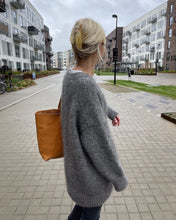 Indlæs billede til gallerivisning Opskrift på Zipper Jacket fra PetiteKnit