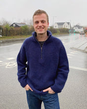 Indlæs billede til gallerivisning Opskrift på Zipper Sweater Man fra PetiteKnit