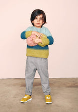 Indlæs billede til gallerivisning Opskrift på Lille Julia Genser fra Sandnes Garn