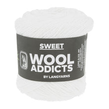 Indlæs billede til gallerivisning Plain Yoke Tee 22 garnpakke [Sweet Lang Yarns]
