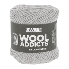 Indlæs billede til gallerivisning Plain Yoke Tee 22 garnpakke [Sweet Lang Yarns]
