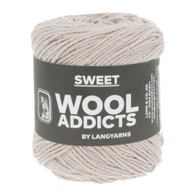Indlæs billede til gallerivisning Plain Yoke Tee 22 garnpakke [Sweet Lang Yarns]
