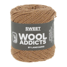 Indlæs billede til gallerivisning Plain Yoke Tee 22 garnpakke [Sweet Lang Yarns]
