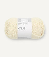 Indlæs billede til gallerivisning Hanna Sweater V-Neck - strikkekit [Atlas] PetiteKnit
