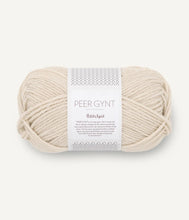 Indlæs billede til gallerivisning Louvre Sweater - strikkekit [Peer Gynt] PetiteKnit
