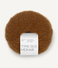 Indlæs billede til gallerivisning Kumulus Bluse PetiteKnit strikkekit [Tynn Silk Mohair]
