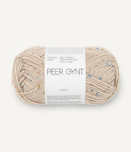 Indlæs billede til gallerivisning Louvre Sweater - strikkekit [Peer Gynt] PetiteKnit
