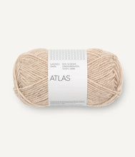 Indlæs billede til gallerivisning Hannah Jacket - strikkekit [Atlas] PetiteKnit

