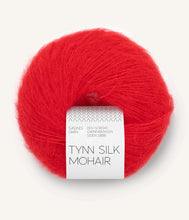 Indlæs billede til gallerivisning Kumulus Bluse PetiteKnit strikkekit [Tynn Silk Mohair]
