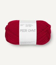 Indlæs billede til gallerivisning Louvre Sweater - strikkekit [Peer Gynt] PetiteKnit
