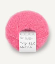 Indlæs billede til gallerivisning Kumulus Bluse PetiteKnit strikkekit [Tynn Silk Mohair]
